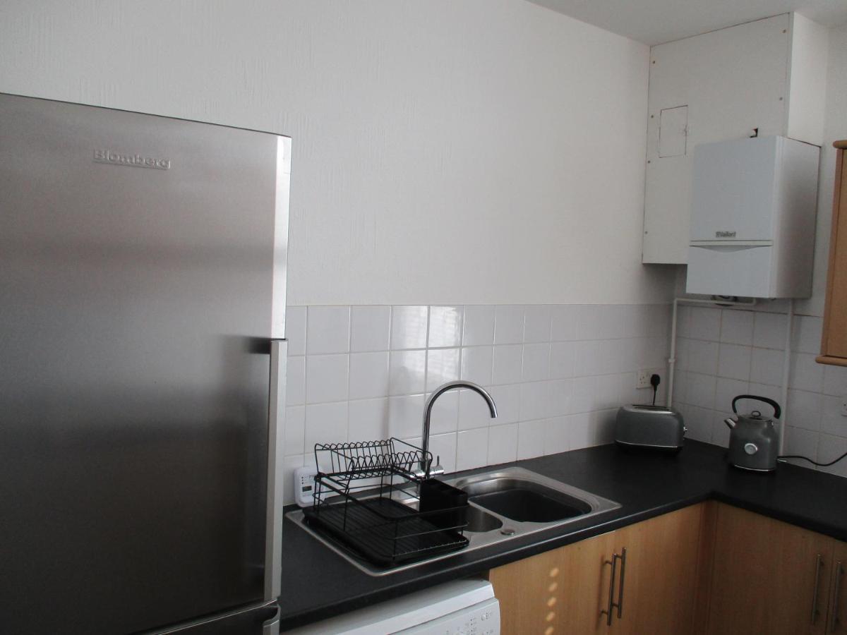 Lovely Spacious 3 Bedded First Floor Apartment Ryde  Buitenkant foto